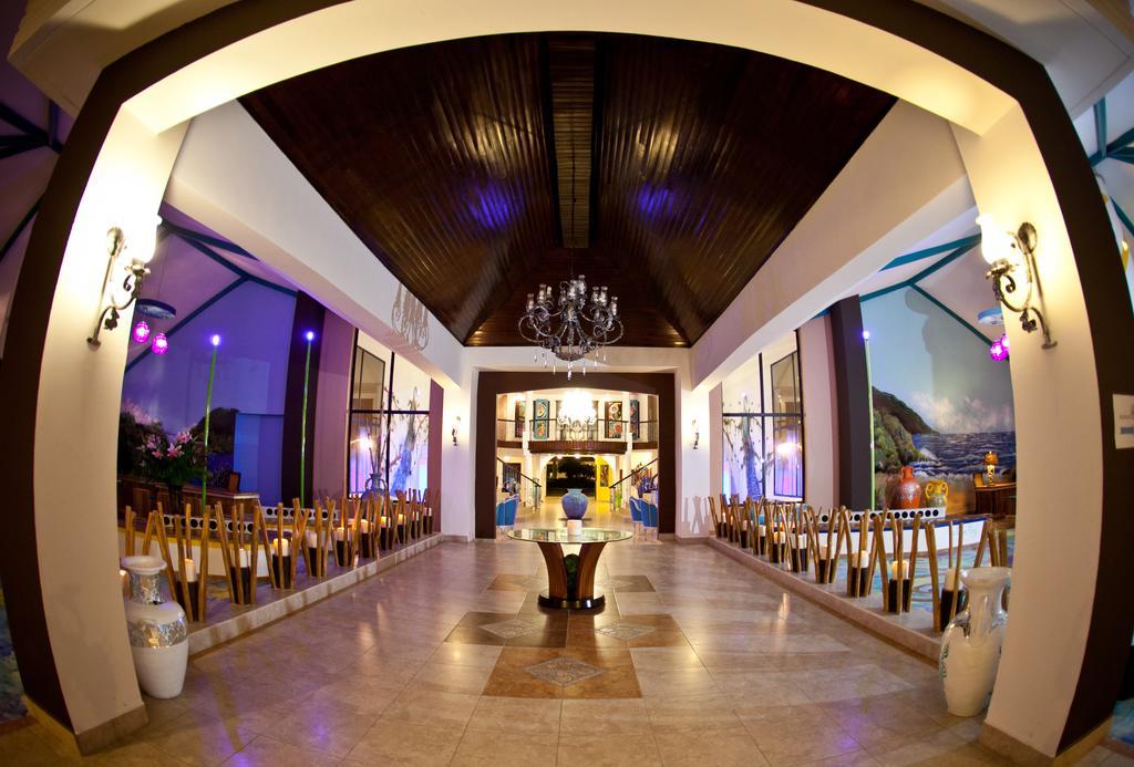 Hotel Palma Real Sambo Creek المظهر الخارجي الصورة